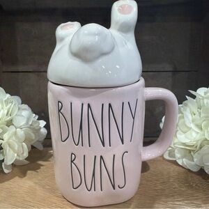 NWT Rae Dunn ArtisanCollection Magenta Bunny Buns Rabbit Feet Cottontail Topper